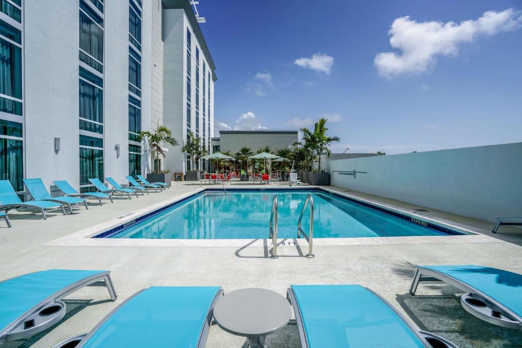 Hotel Dello Ft Lauderdale Airport Tapestry Collection by Hilton Main image 2